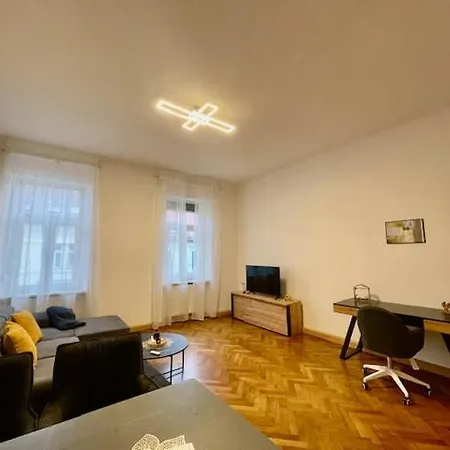 Charmante In Innenstadtlage * グラーツ