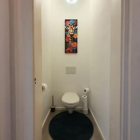 Charmante In Innenstadtlage 아파트